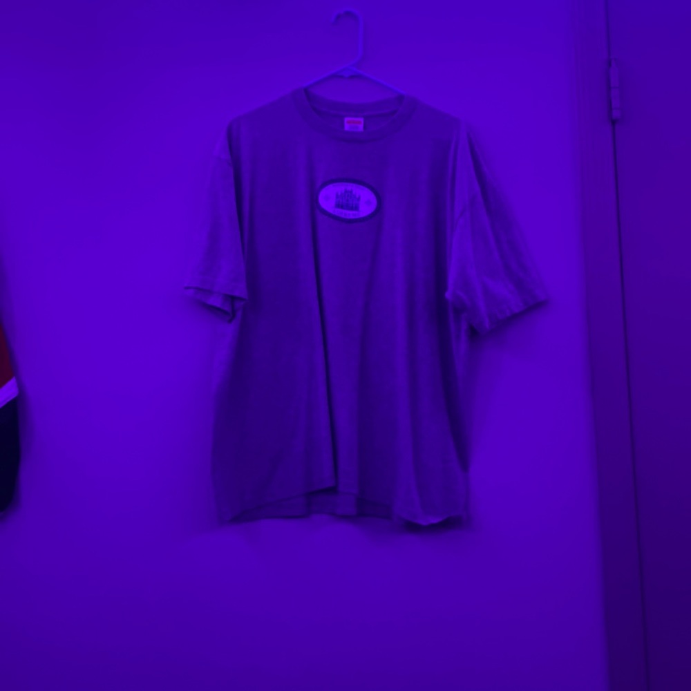 Supreme expirimentia tee